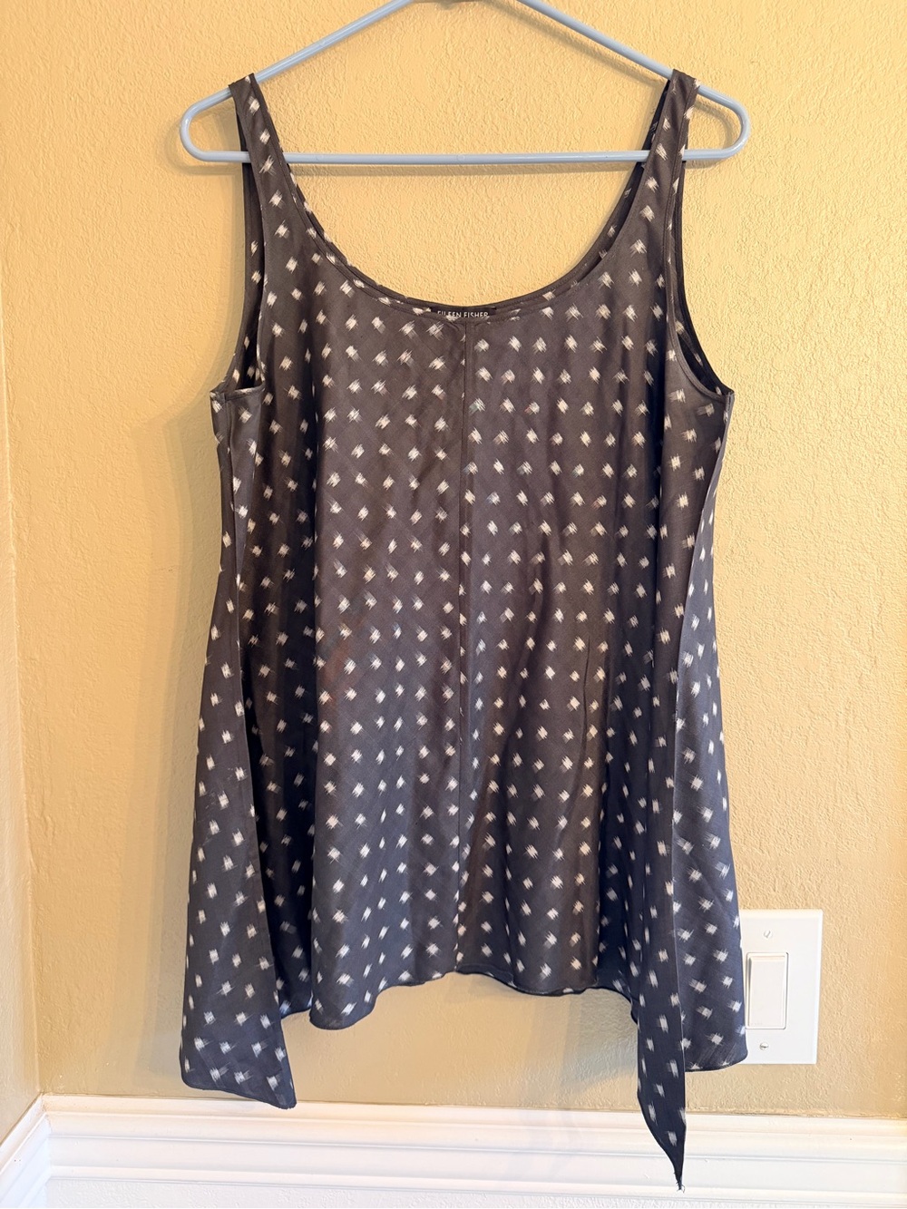 Eileen Fisher Sleeveless Scoop Neck silk Tank Top - Charcoal with Ivory Dot
